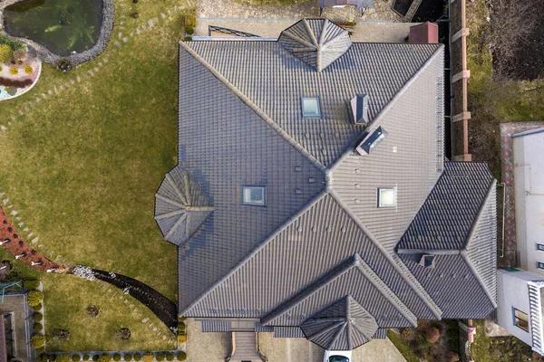 Important Factors to Consider When Looking for Roofing Near Me